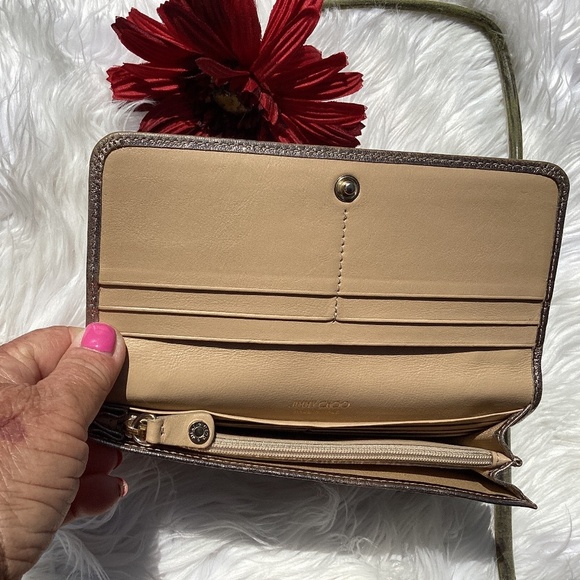 Jimmy Choo Filipe DOA/0C6061 Gold Metallic Star Long Wallet - Picture 4 of 8